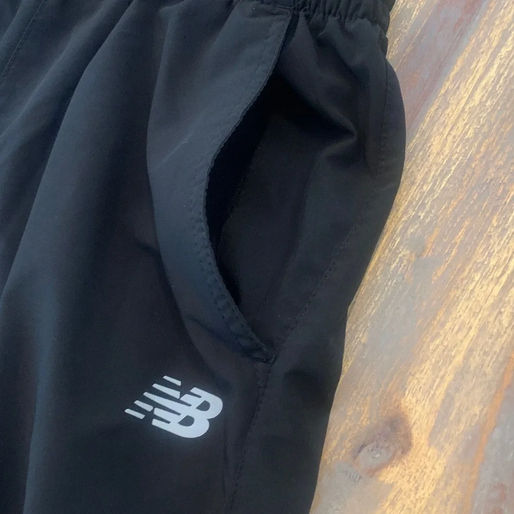New Balance men’s joggers. Medium. - Picture 8 of 15